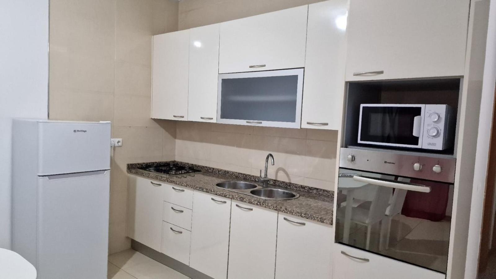 Casa De Ferias Com 2 Quartos Ou Aluguer Diaria Praia Esterno foto